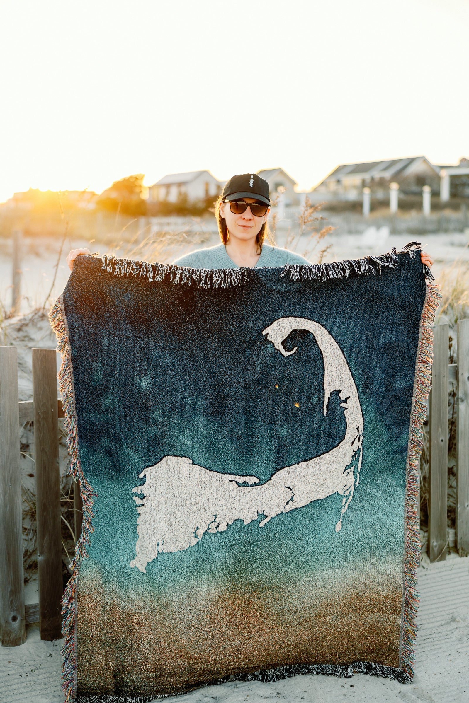 Cape Cod in the Waves Jacquard Woven Cotton Throw Blanket – Ellen